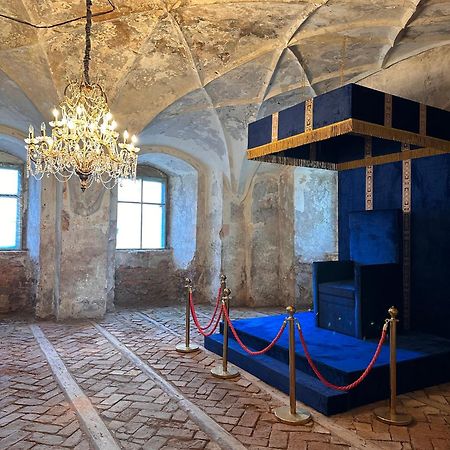Zamek Sarny - Schloss Scharfeneck Kłodzko Exterior foto